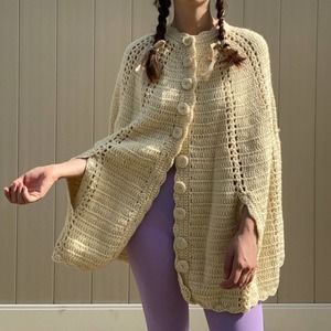 Vintage mod bohemian 1960s 1970s knit cape poncho